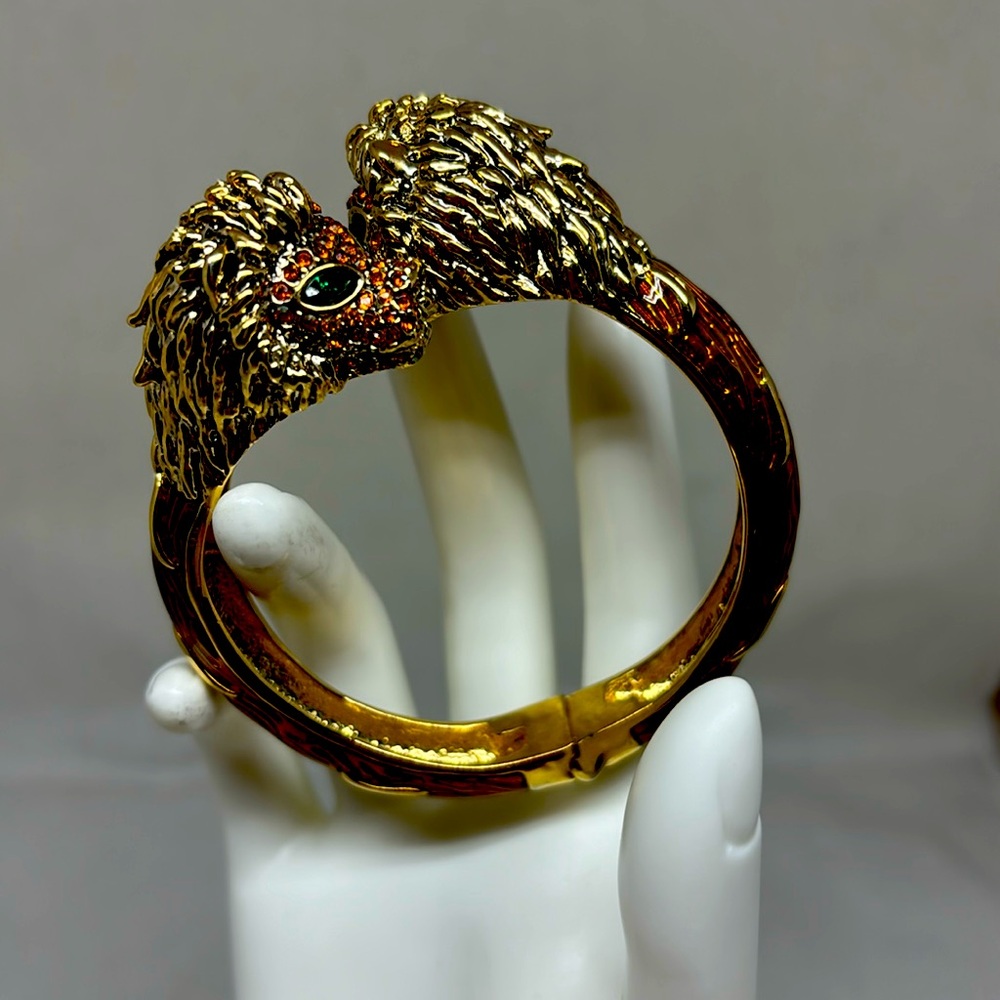 Vintage double-lion head bypass bracelet